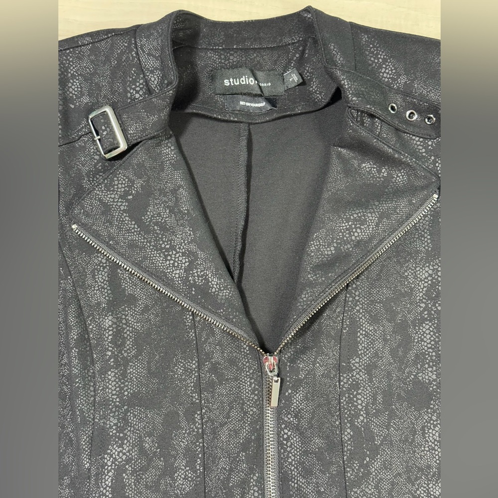 Stylish Black Jacket by Torrid - Picture 4 of 8